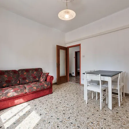 Cozy In With Free Parking *